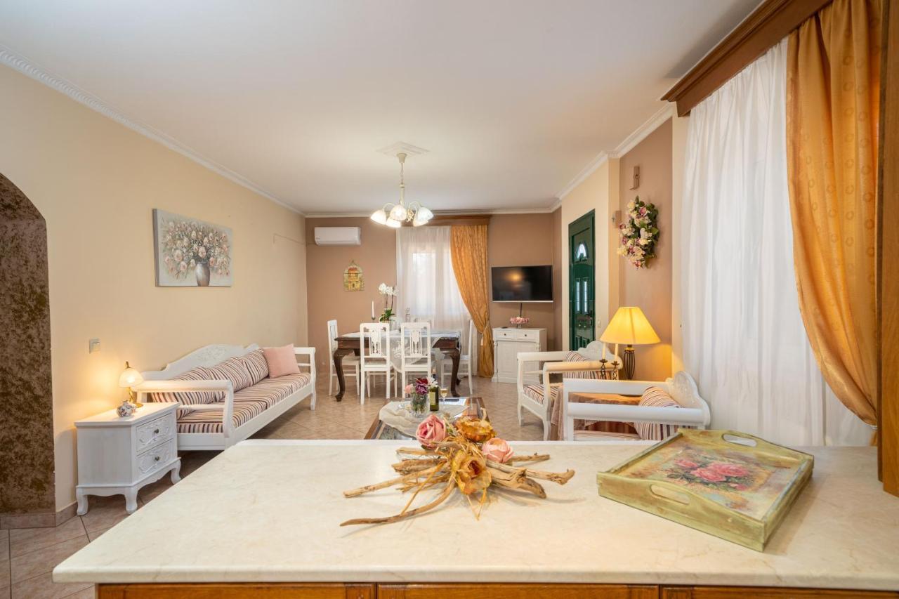Artemis Superb 2 Bedroom Apartment 700 M Away From The Beach Minia Exterior foto